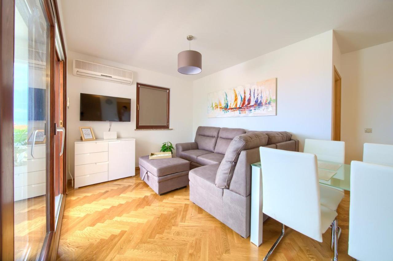 Apartment Jadran Malinska Eksteriør bilde