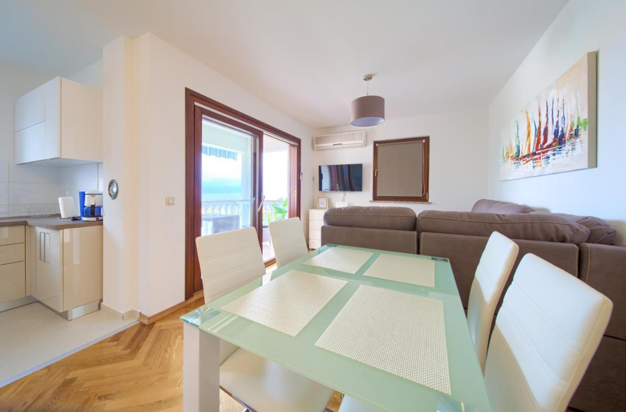 Apartment Jadran Malinska Eksteriør bilde