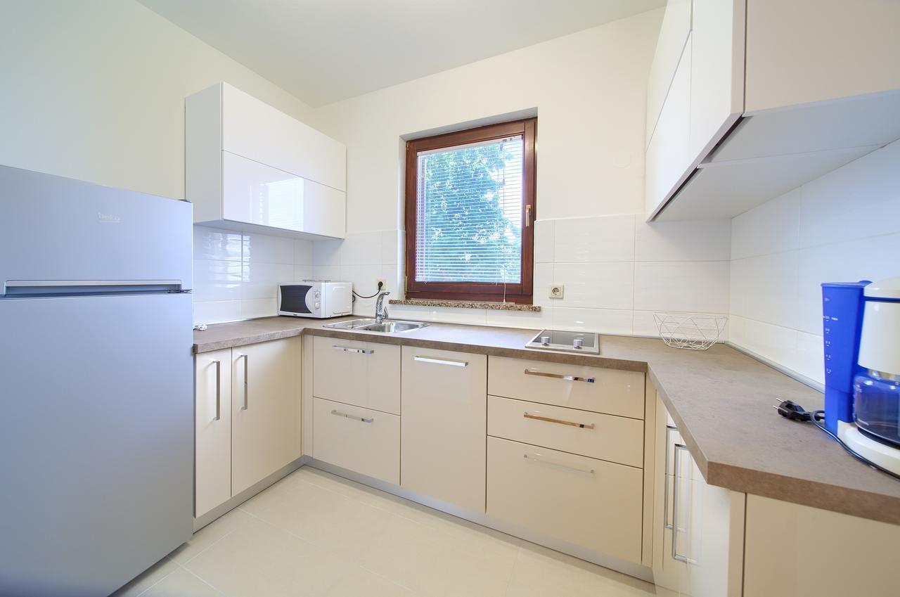 Apartment Jadran Malinska Eksteriør bilde